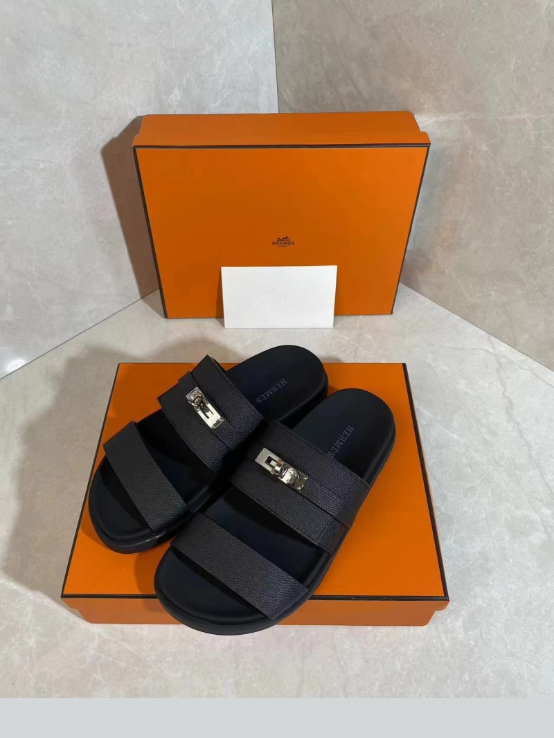 H**mes slippers